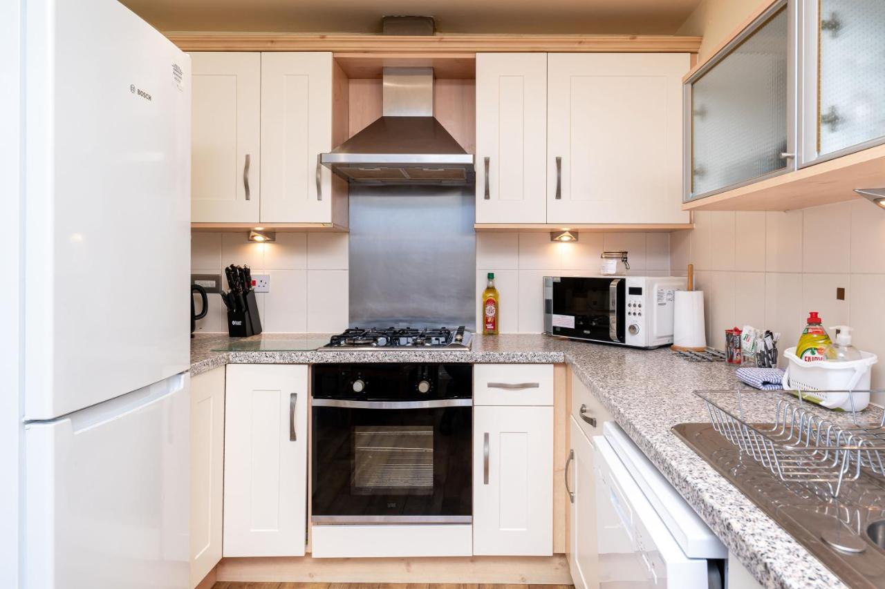 4 Bedroom Townhouse In Stirling Kültér fotó