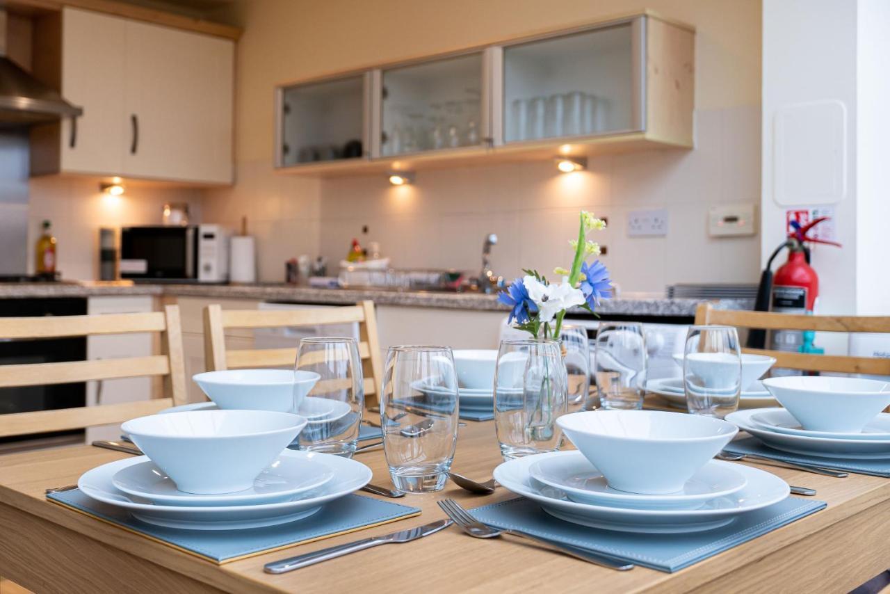 4 Bedroom Townhouse In Stirling Kültér fotó