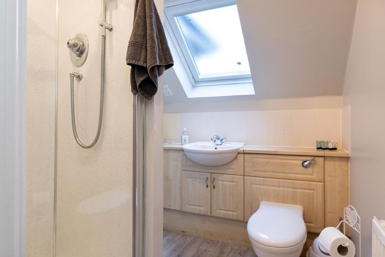 4 Bedroom Townhouse In Stirling Kültér fotó