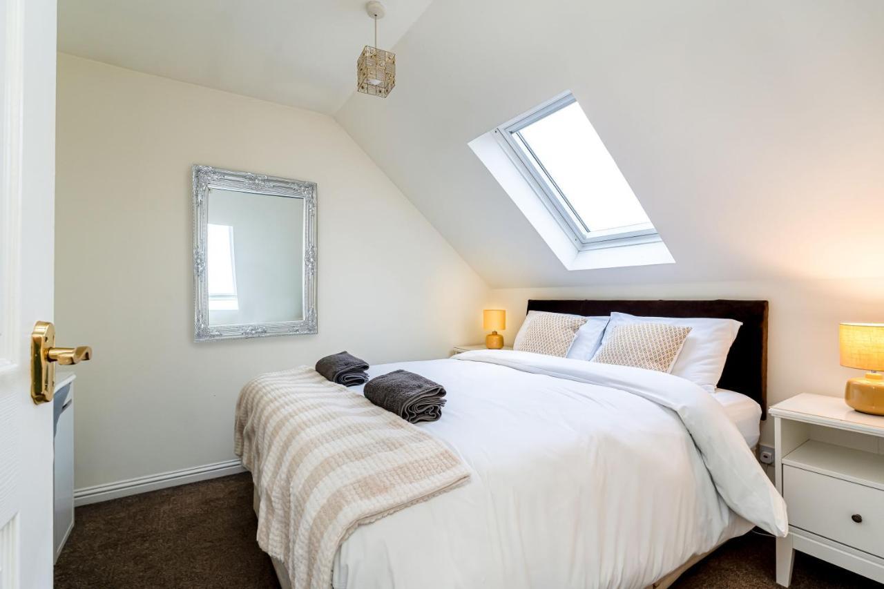 4 Bedroom Townhouse In Stirling Kültér fotó