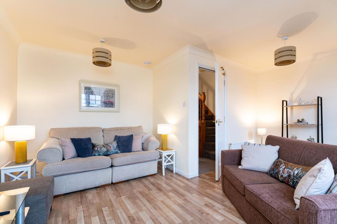 4 Bedroom Townhouse In Stirling Kültér fotó